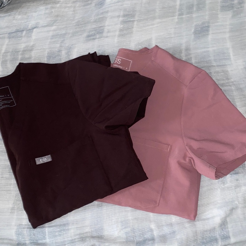 FIGS Catarina Top